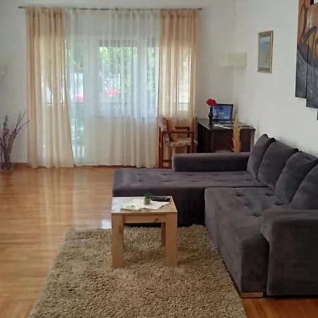 Lägenhet Tomas,,,spacious House With Private Parking,terrace,5g Internet,,,,, Zadar