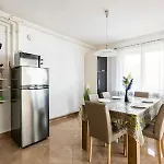 Tomas,,,spacious House With Private Parking,terrace,5g Internet,,,,,